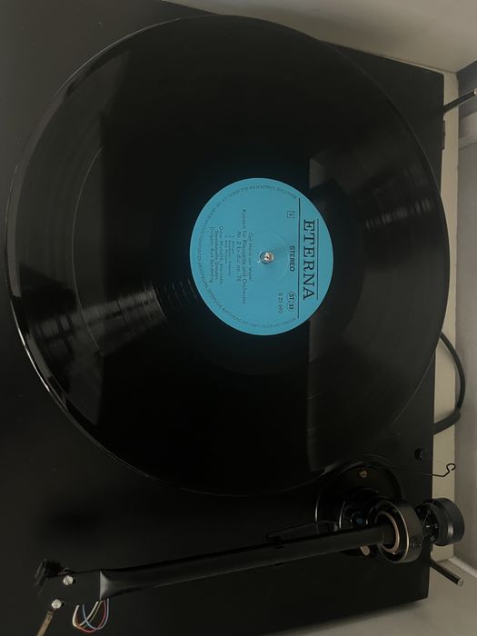 Gramofon Pro-ject 1.2