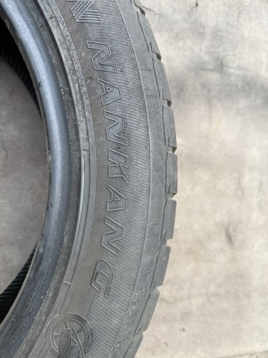 Резина Шини 235/55 R18 Nankang