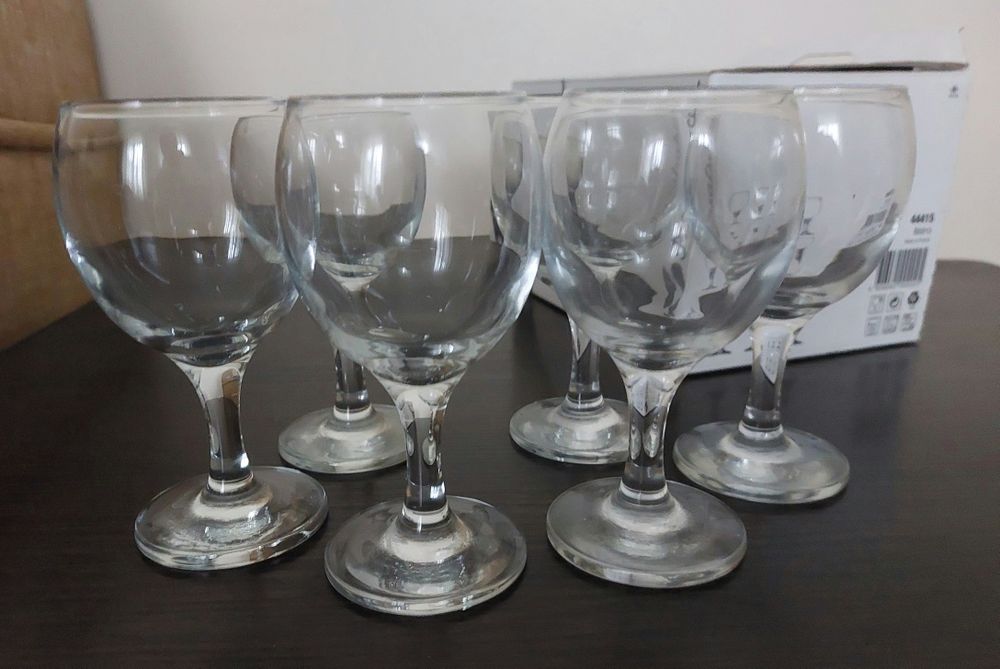 Бокалы для вина 6 шт. 200грн.
