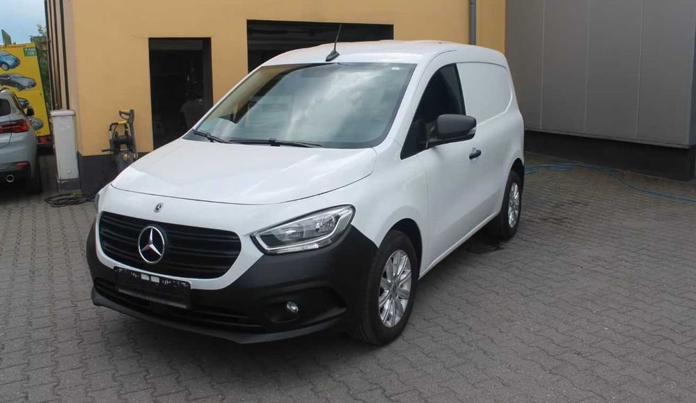 Бампер Mercedes Citan W420 запчастини Мерседес  разборка