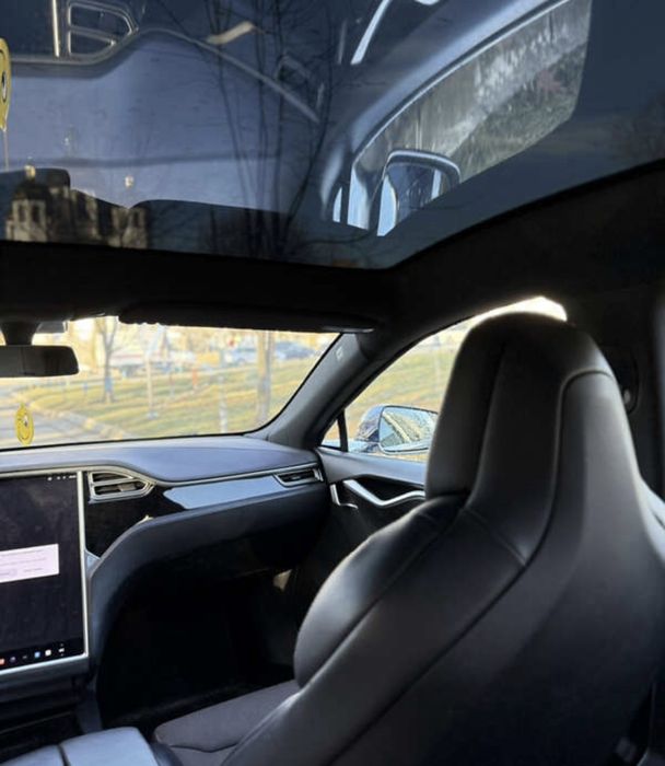 Tesla Model S 2017