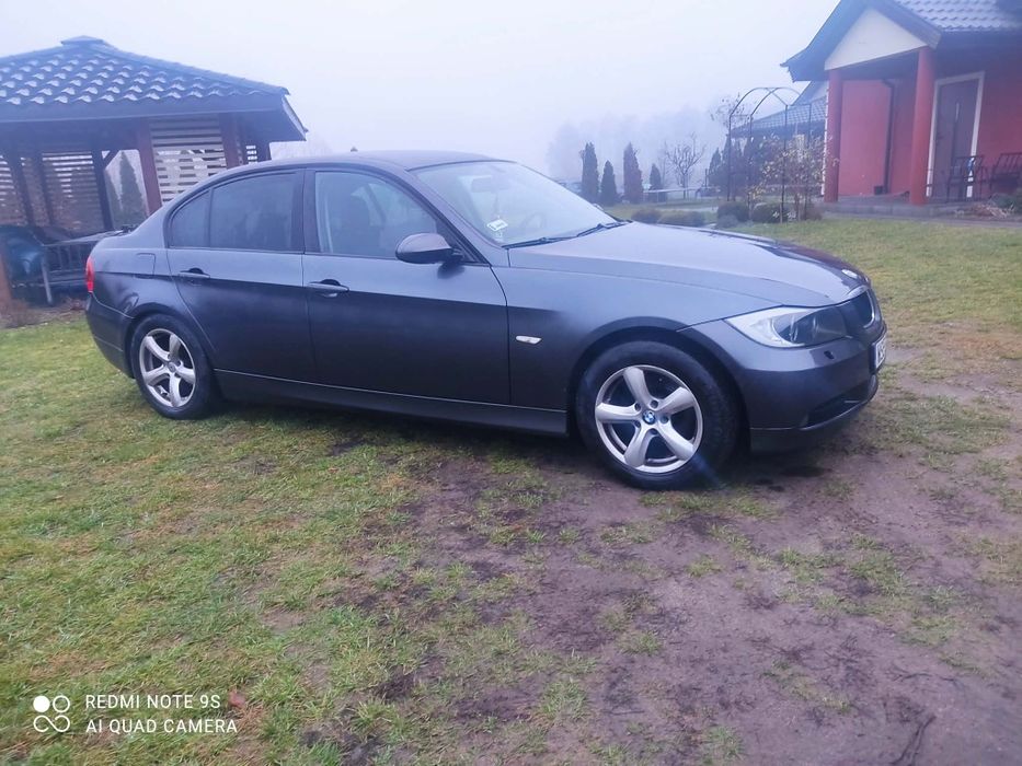 BMW seria 3  E90 2.0 benzyna 2006