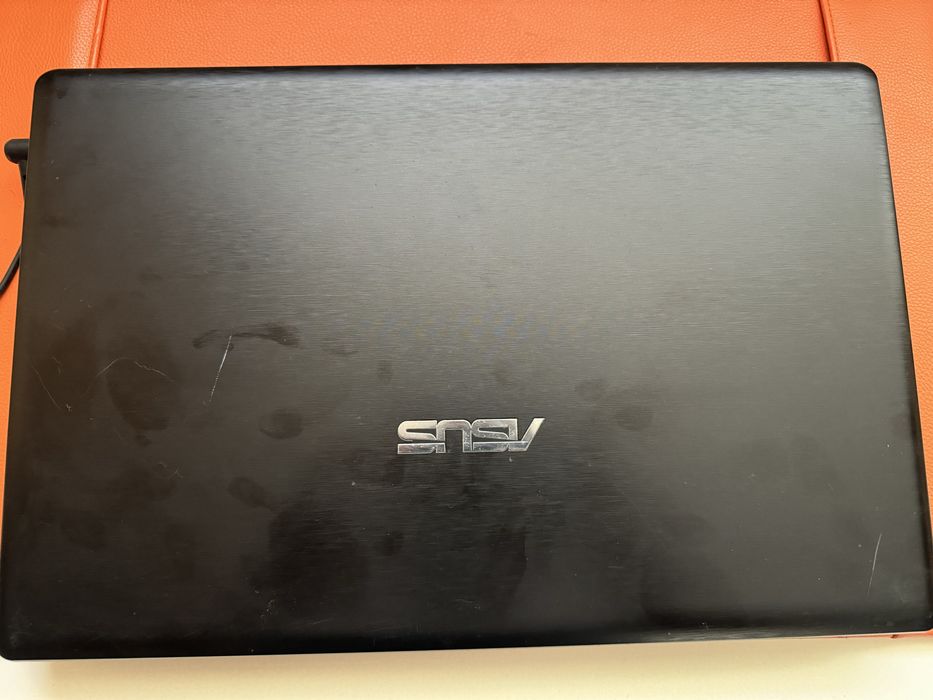 Ноутбук Asus X55V