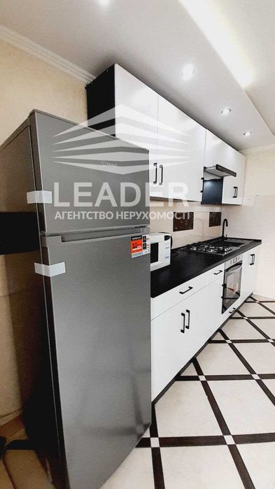 Сдам 3х.Поділля-СТИЛЬНА-УКОМПЛЕКТОВАНА- Нова вбуд. кухня-Нова техніка!