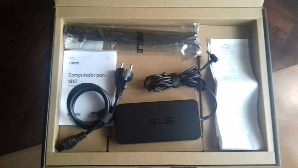 ASUS ROG FZ50VX-76A95SB1 15.6" I7-6700HQ 8GB 256GB SSD GTX 950