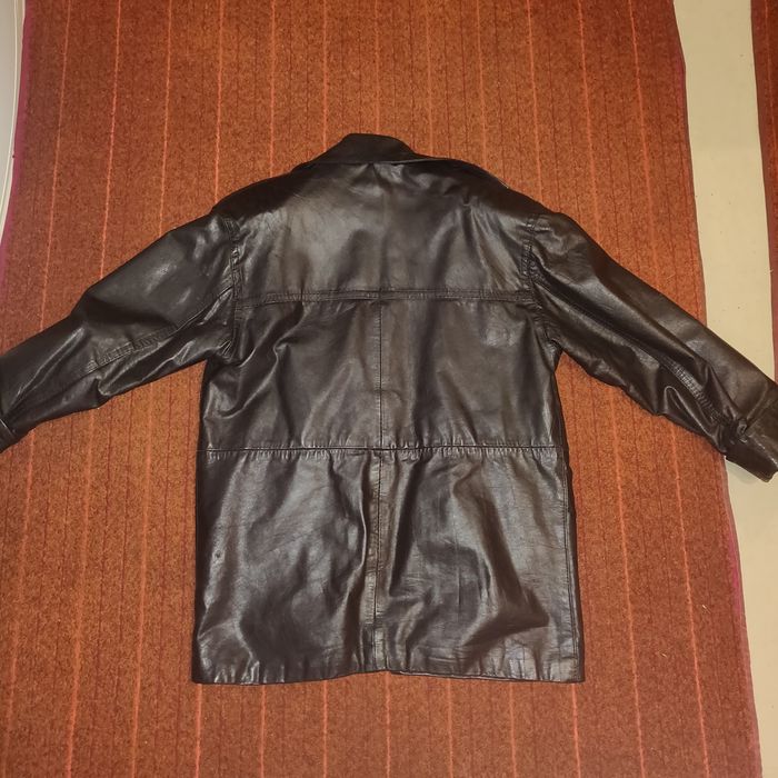 Продам женские куртки