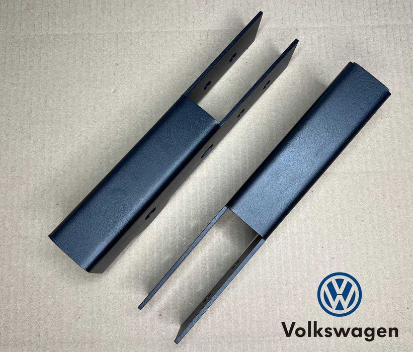 Кронштейн крепления верхнего заднего амортизатора VW Transporter T5