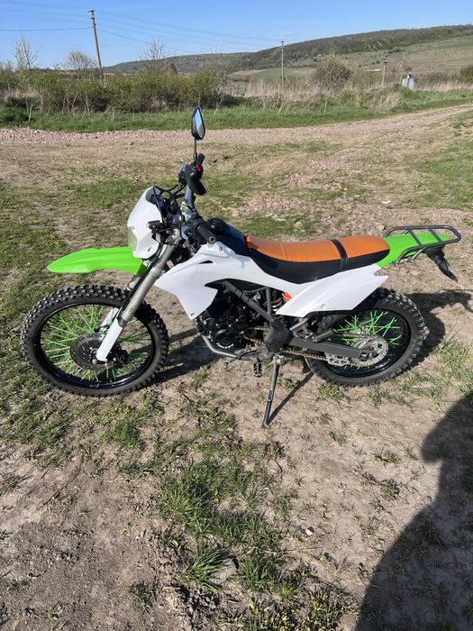 Продам мотоцикл SKYBIKE CRDX-250 в хорошому стані
