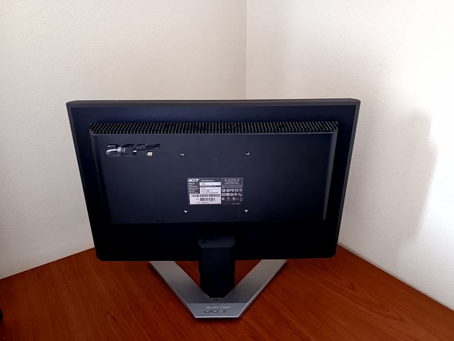 Monitor Acer 19"