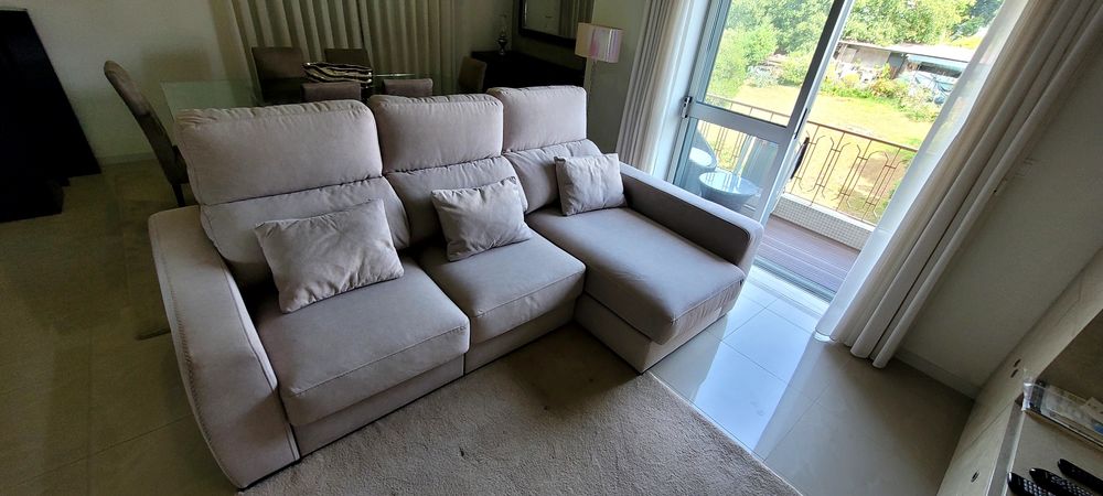 Sofá 3 lugares com chaise long