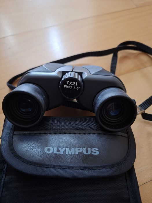 Binóculos Olympus