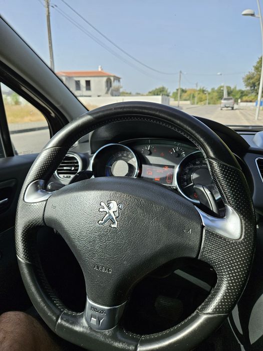 Peugeot 3008 Hybrid4 12/2013