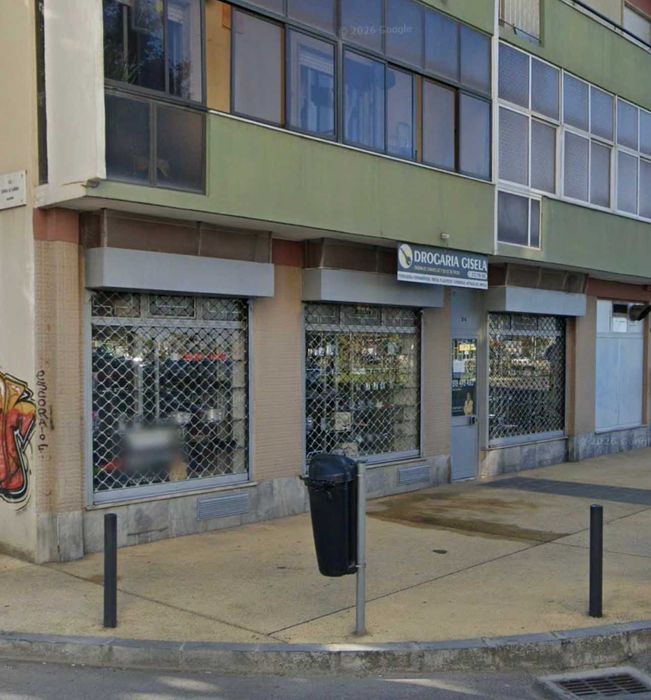 TRESPASSE Loja de Ferramentas e Drogaria