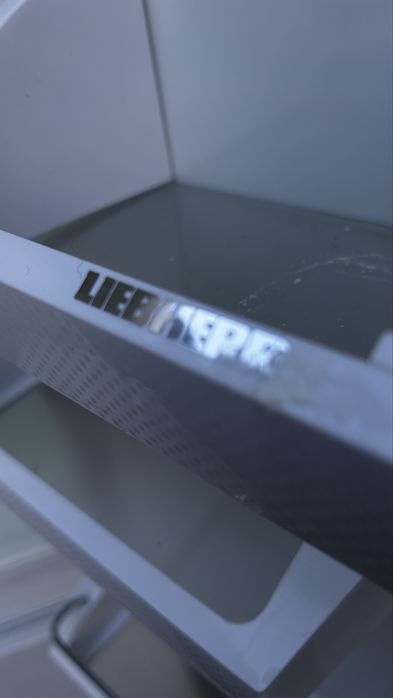 Liebherr kompletne wyposazenie  wnetrza lodowki