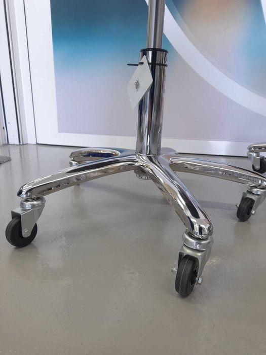 Banco de Estética e Beleza - Novo e Profissional