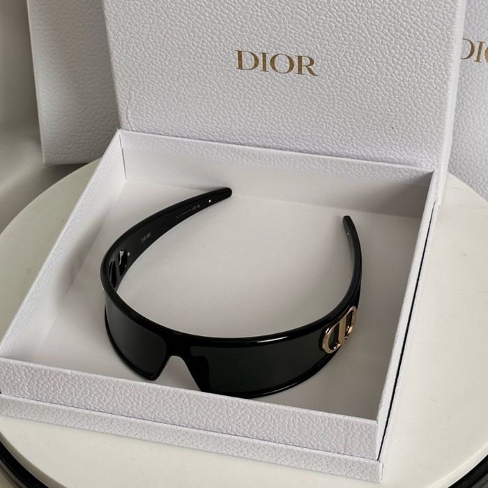 Сонцезахисні окуляри Dior