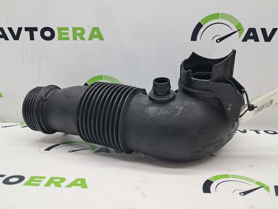 Воздухозаборник BMW BMW X3 F25 11-17 13717605638