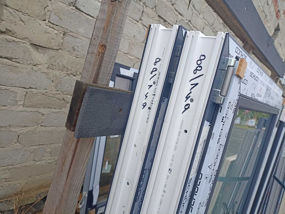 Okno pcv 88/149 antracyt obustronny