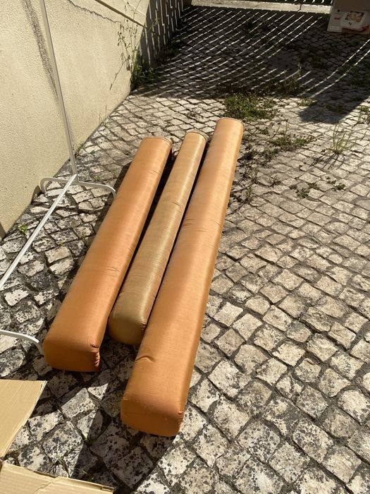 Sanefas para cortinados de cetim
