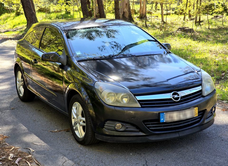 Opel Astra GTC 1.3cdti
