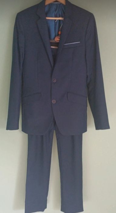 Okazja garnitur młodzieżowy super