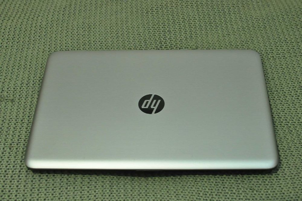 Мощный Ноутбук HP 15 (AMD A10/ 8Gb DDR4 / SSD / video 2Gb)