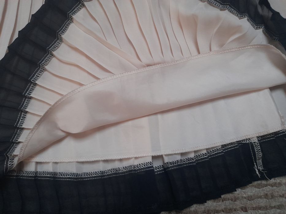 Spódnica plisowana Atmosphere r. S kremowo-czarna