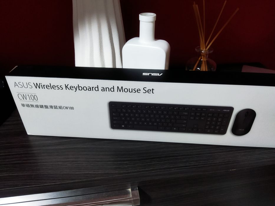 Teclado e Rato Asus CW100 Preto Wireless