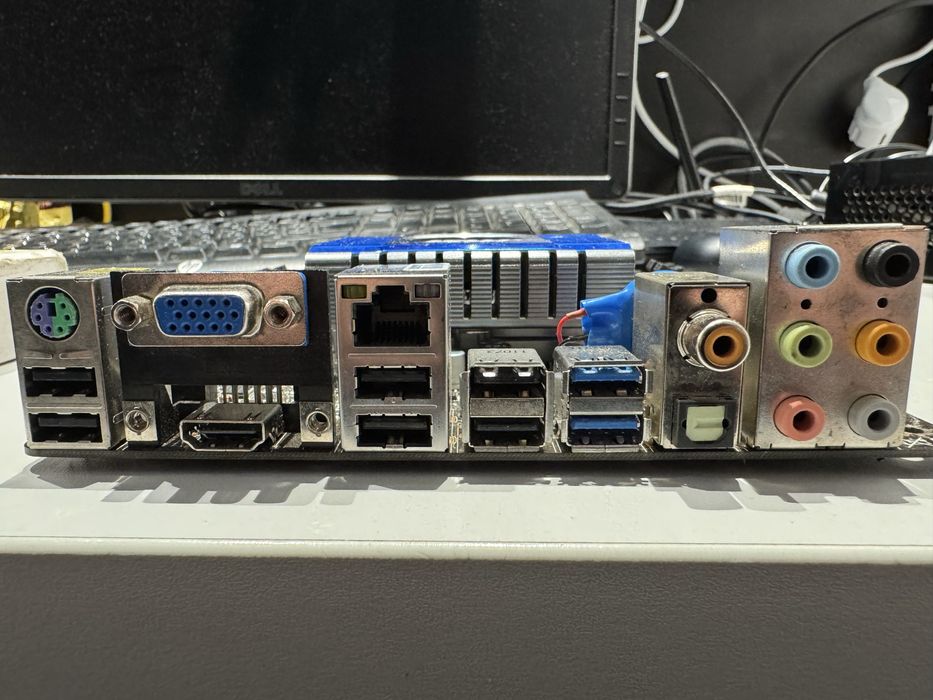 Міні комплект MSI MS-7698 + проц  AMD E 350- y ВІДМІННОМУ CTAHI
