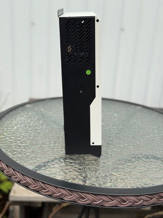 Інвертор гібридний Voltronic 1000 Вт