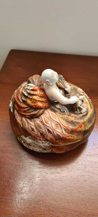 Buda antigo em loiça- peça decorativa