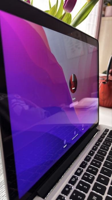 ZESTAW MacBook Pro 13,3’ 2015 + Suunto 9 Baro charcoal black