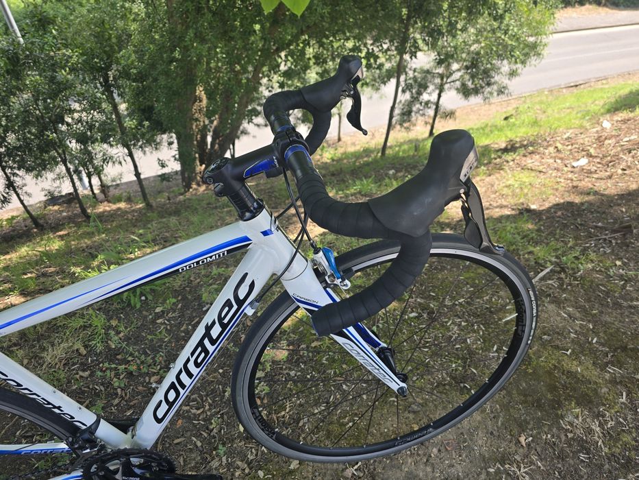 Bicicleta de estrada com 105 10x2v
