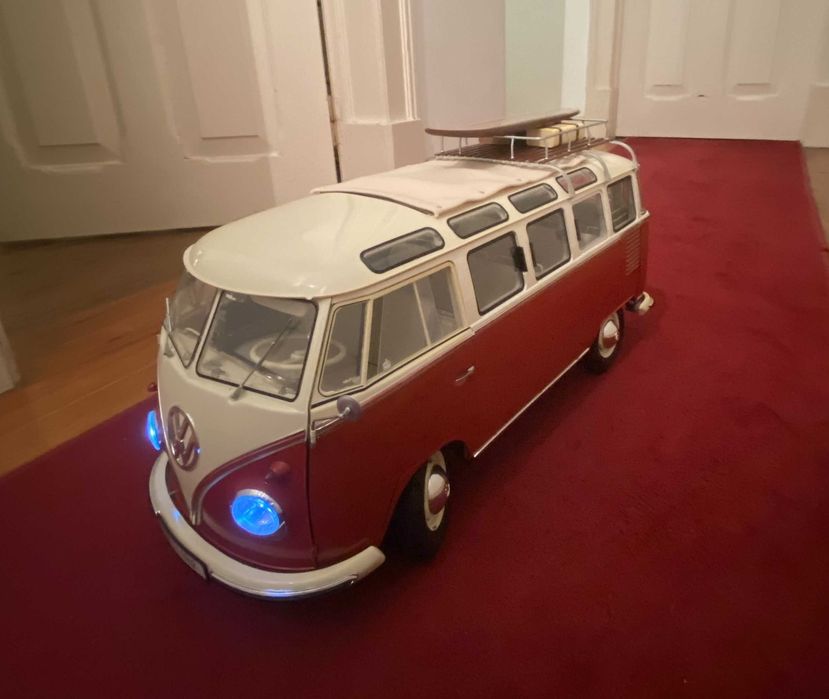 VolksWagen Combi Split Samba