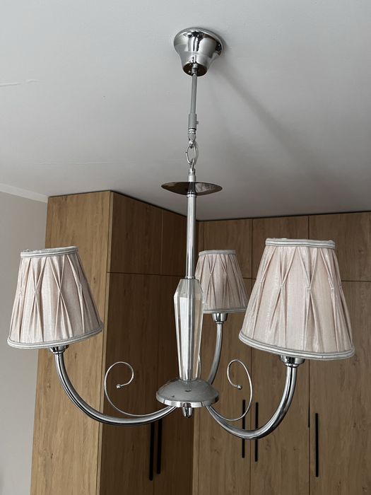 Żyrandol chrom beż