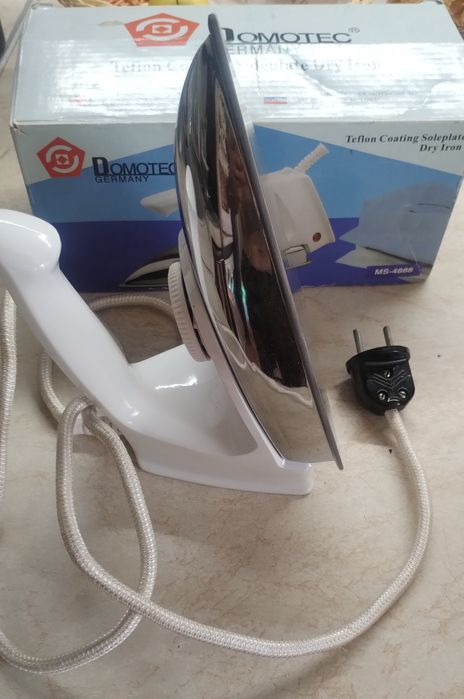 Утюг Domotek MS 4888
