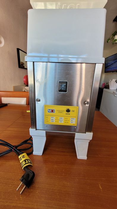 Maquina de Salgados e Doces.