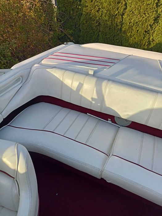 Łódź Sea Ray 190 Signature 5.7 Mercruiser