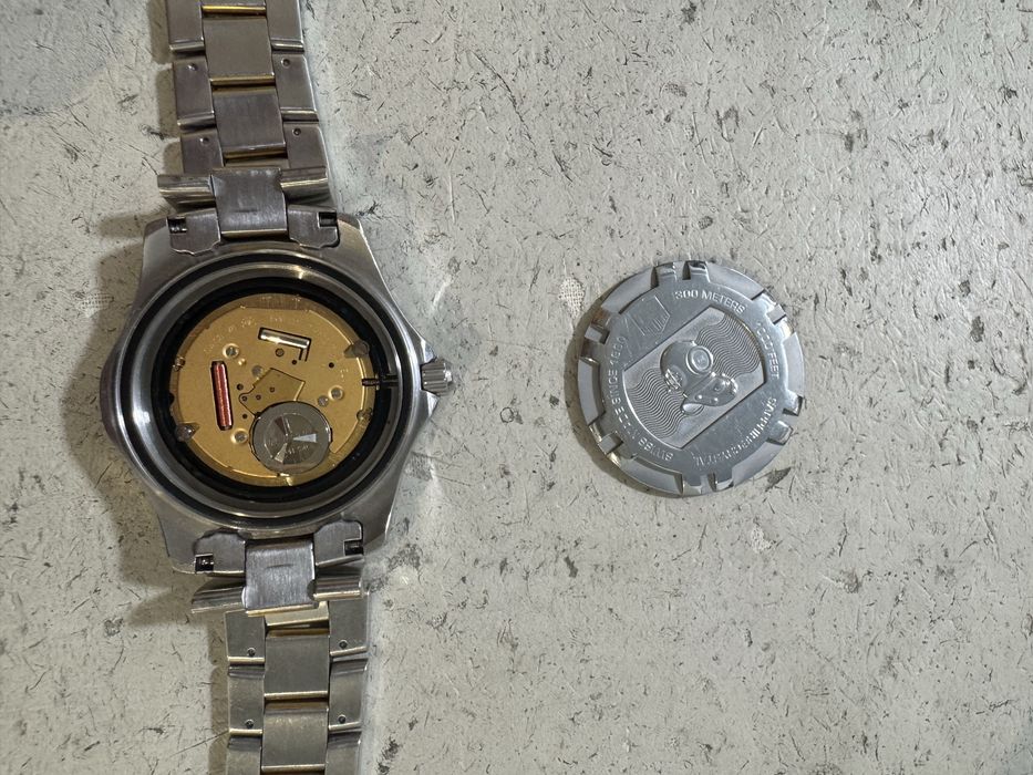 Часы Tag Hauer aqearaser quartz.