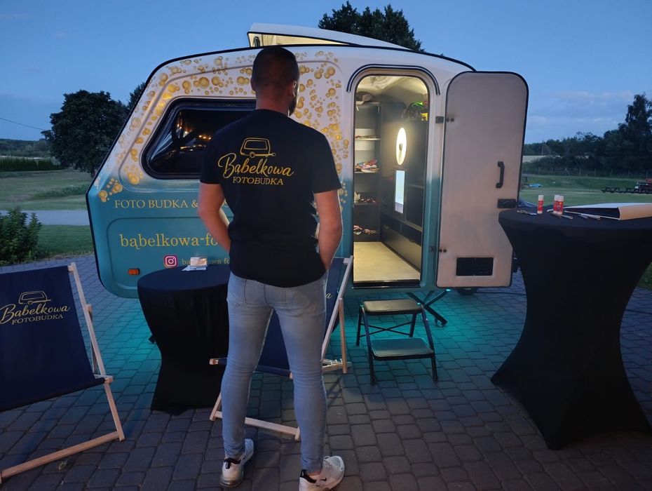 FotoPrzyczepa Niewiadów |  ProseccoVan | Fotobudka | Mobilny Bar |