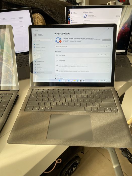 4* Microsoft Surface Laptop 3