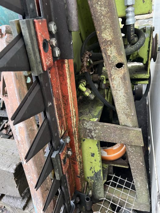 Жатка claas 5.1 з ріпаковим столом