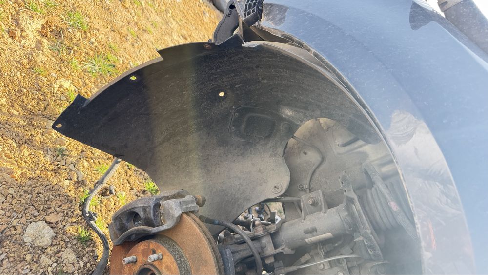 Передние подкрылки,левый и правый kia k5,optima JF