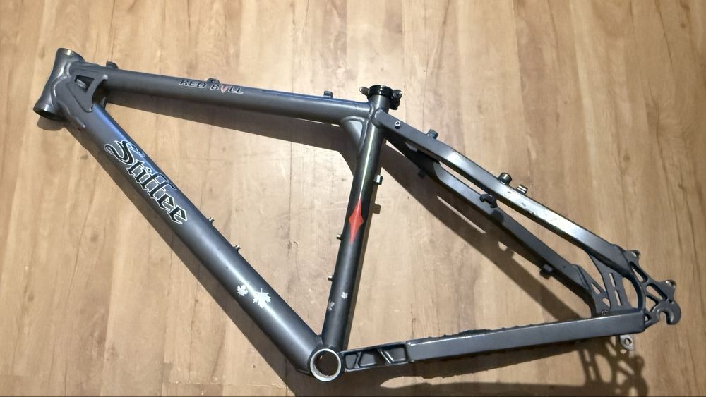 Rama Red Bull Stiffe
