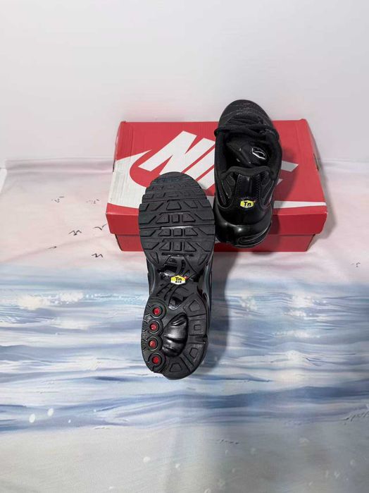 Nike Air Max TN Plus Black R.36