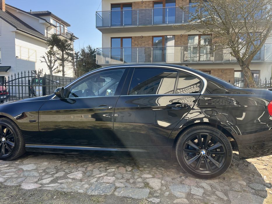 Bmw e90 lci sedan