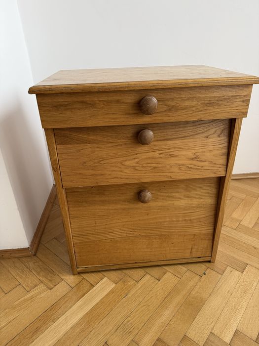 Dębowa szafka na buty