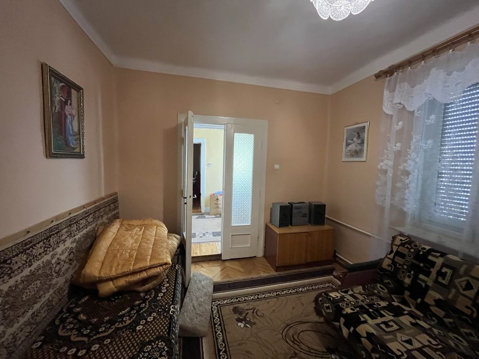 Продам будинок 122 м2 ділянка 10 соток Яноші Шевченка 51
