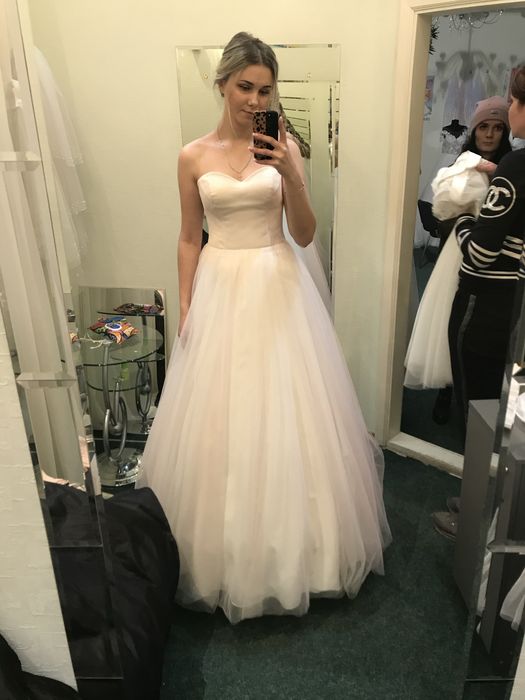 Весільна сукня жіноча