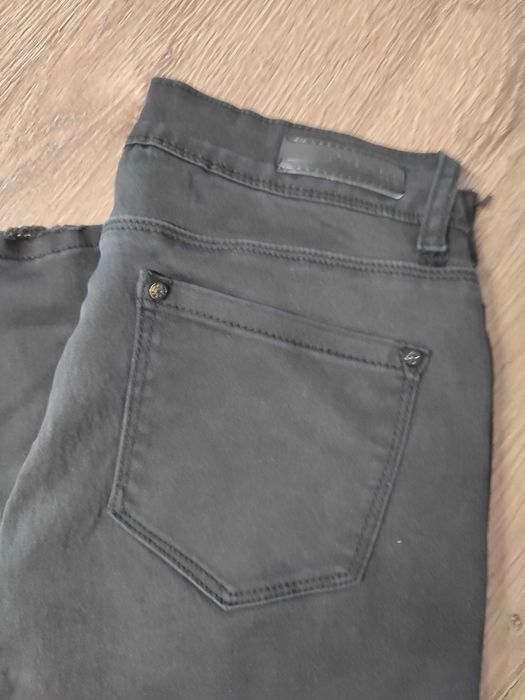 Calças Homem "Sarah Jones" * 5€ / com marcas de uso